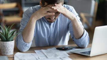 Banco não resolve o problema como agir para proteger seus direitos - Escritório Dra. Carine Piñeiro Advocacia