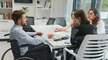 LOAS recusado Descubra como reverter a decisão - Dra. Carine Piñeiro