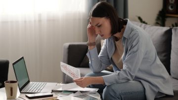 Nome negativado sem aviso o que o consumidor precisa saber - Escritório Dra. Carine Piñeiro Advocacia