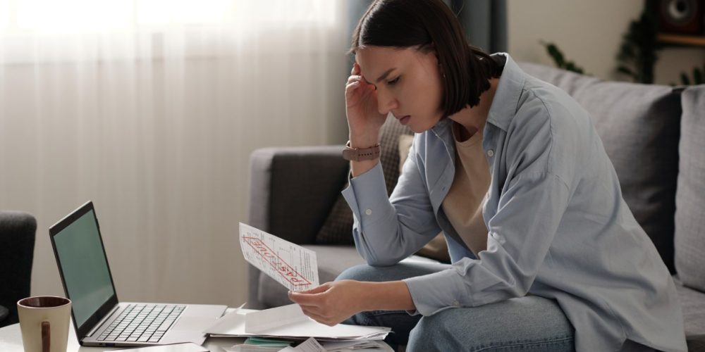 Nome negativado sem aviso o que o consumidor precisa saber - Escritório Dra. Carine Piñeiro Advocacia